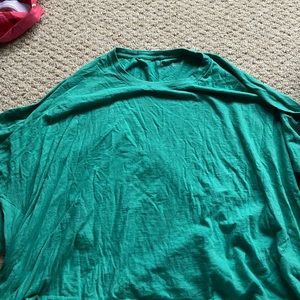 3/4 sleeve baggy shirt